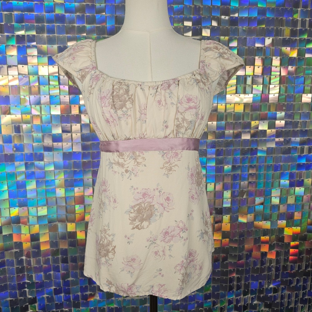 Hollister Babydoll Top Womens Medium Cream Floral Excellent Empire Waist Cap Slv